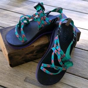 Girl's Chacos size 2